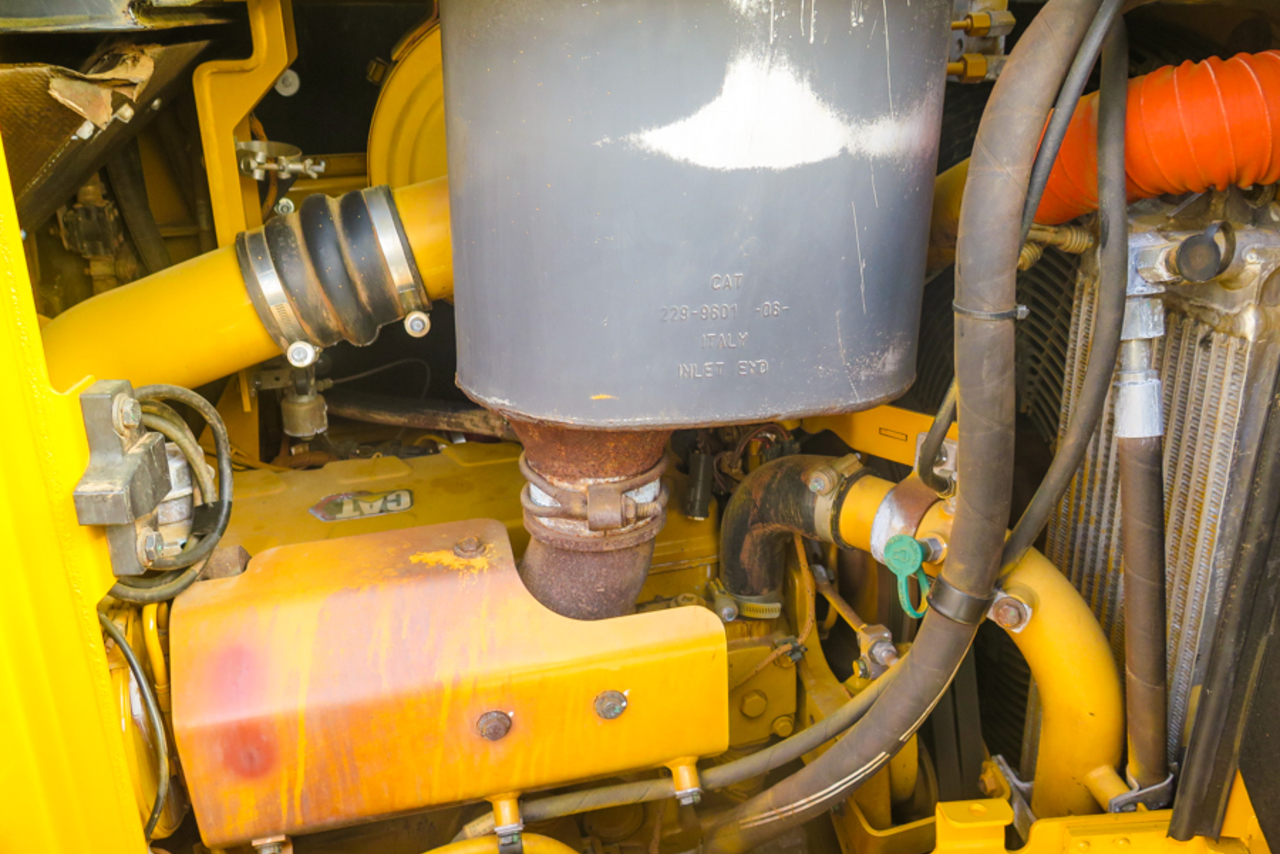 Caterpillar D6T - 20/20 6