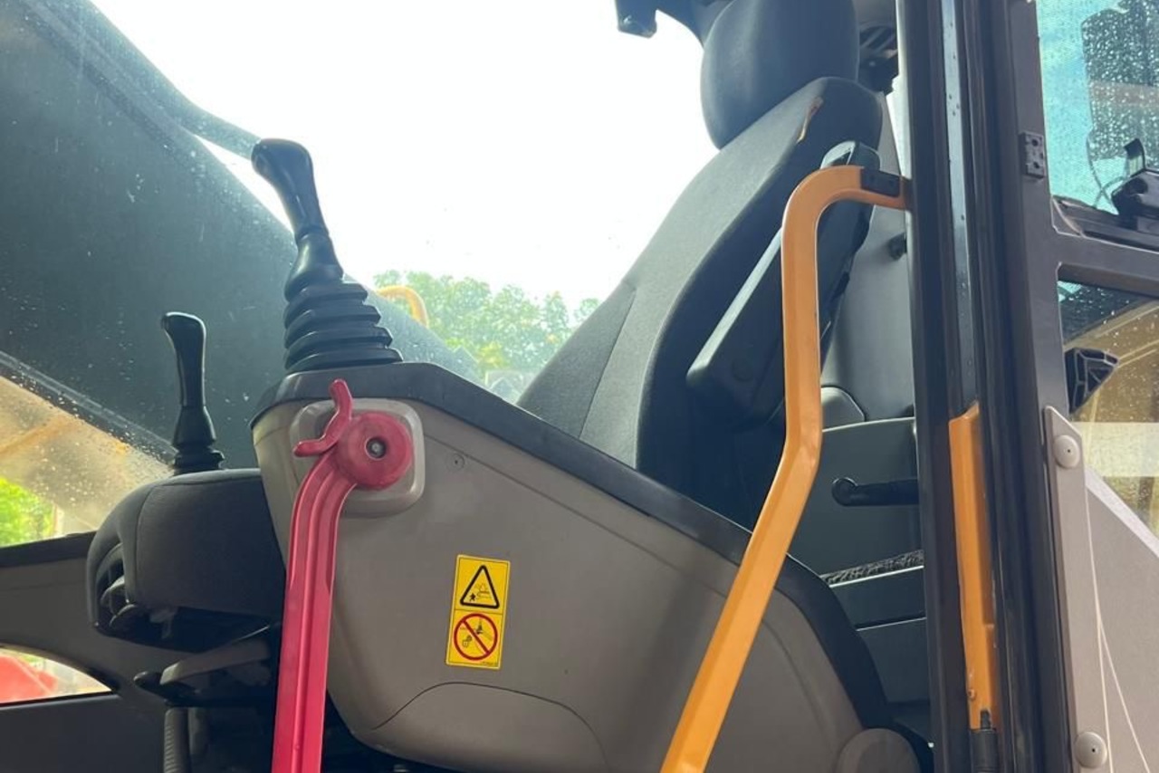 Volvo EC380DL - 20/20 2