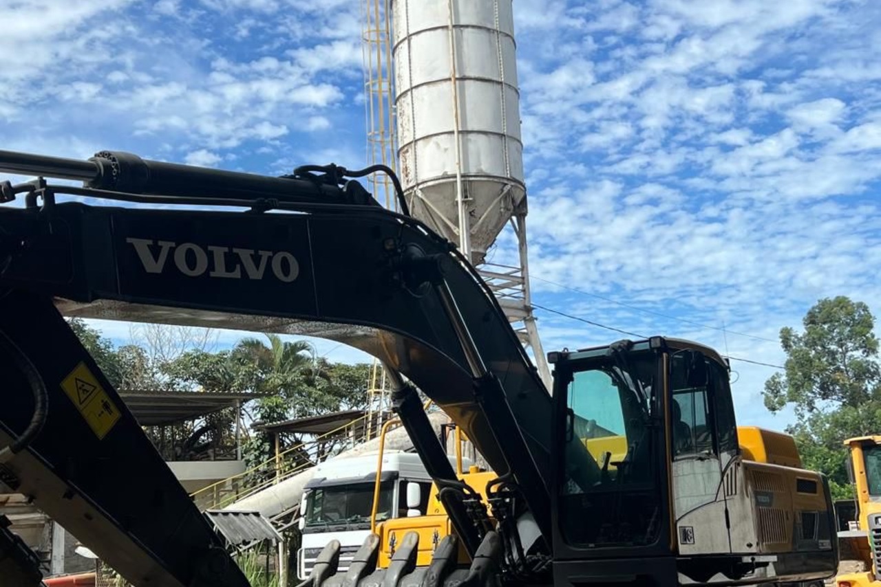 Volvo EC380DL - 20/20 4