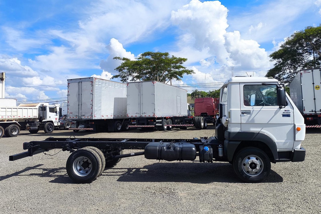 Volkswagen 8 160 - 13/14 11