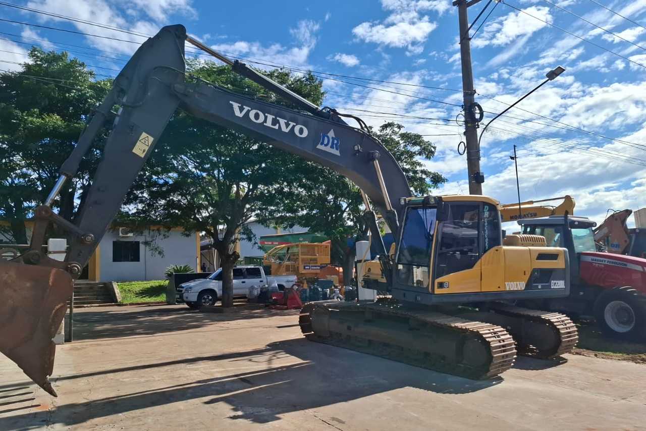 Volvo EC220D - 18/18 4