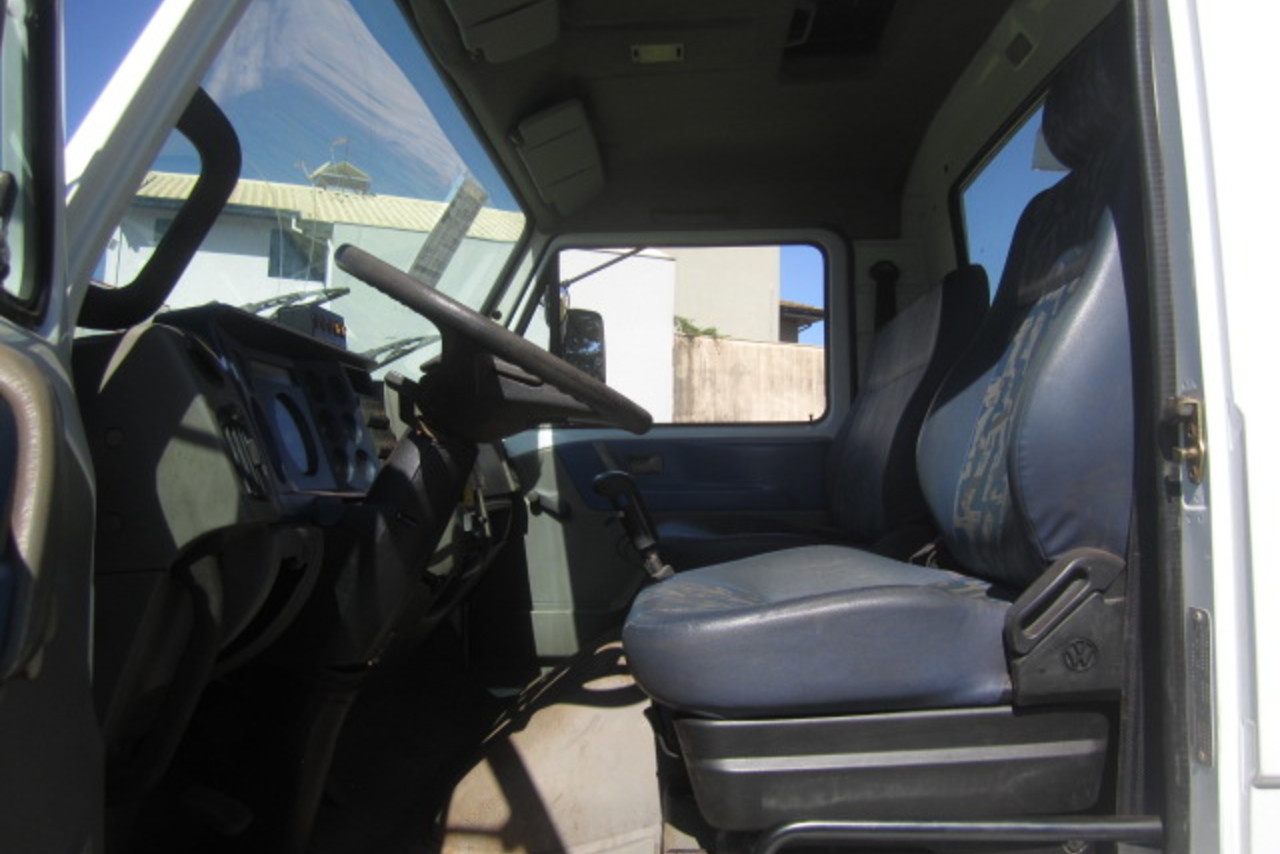 Volkswagen 31 260 - 09/09 9