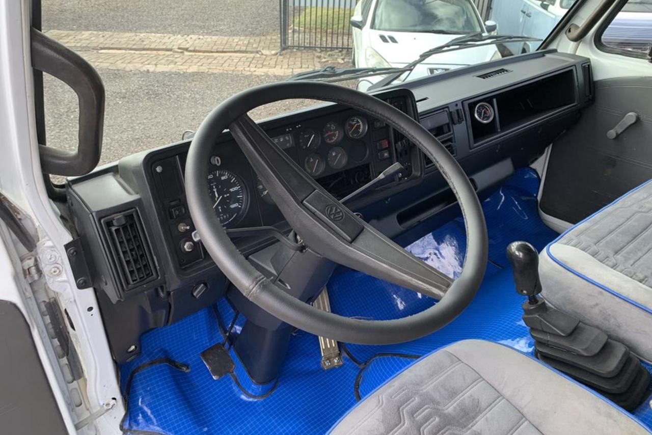 Volkswagen 8 100 - 99/99 5