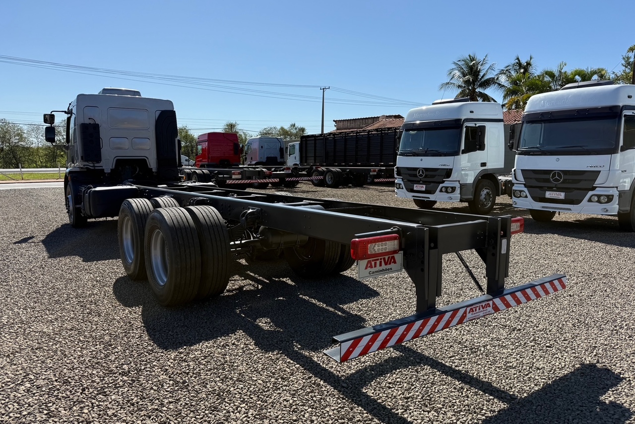Volvo VM 270 - 14/14 5