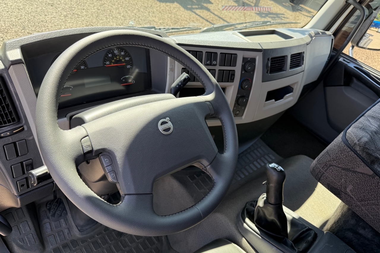 Volvo VM 270 - 14/14 8