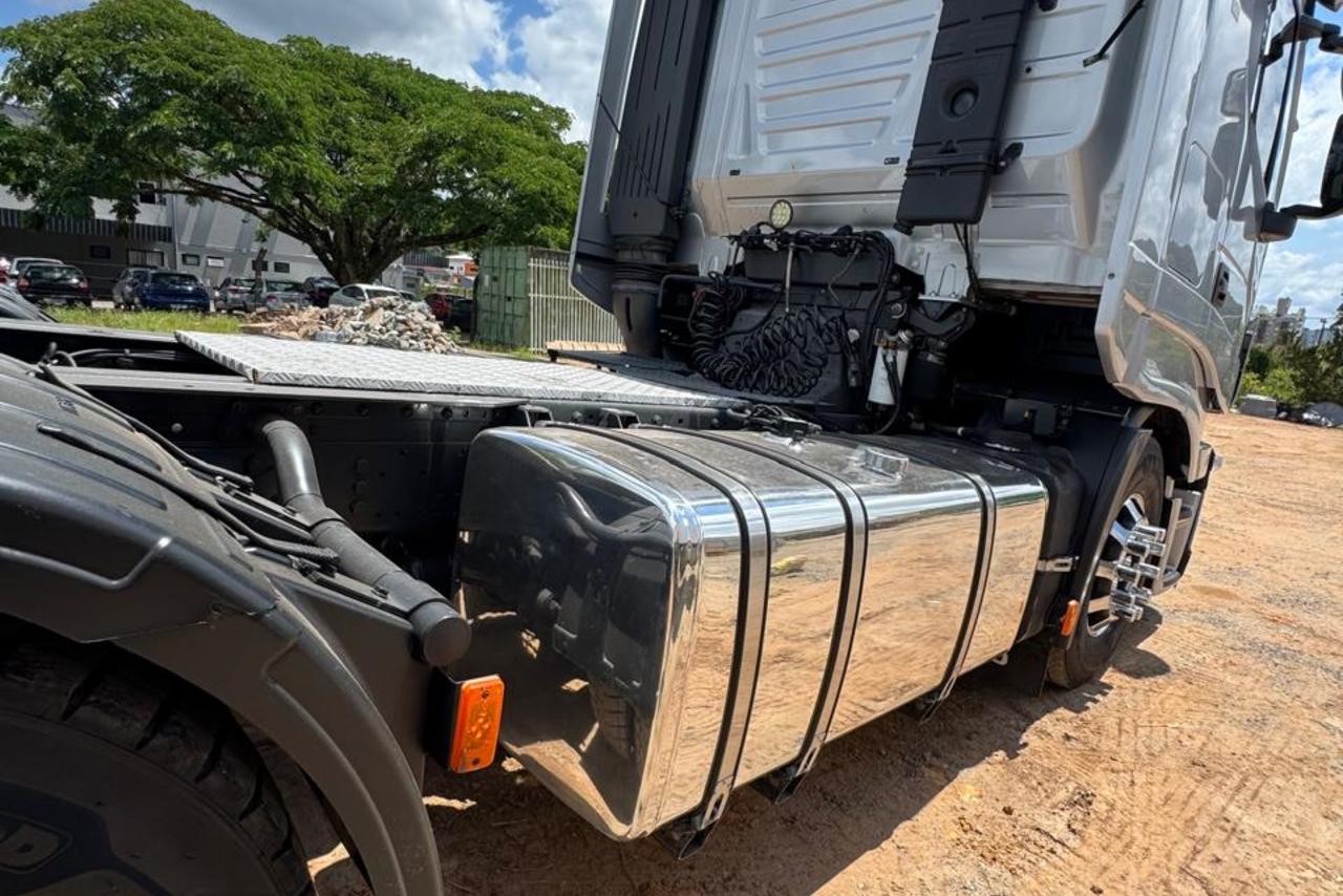 Iveco Hi-Way Stralis 440 - 22/22 12