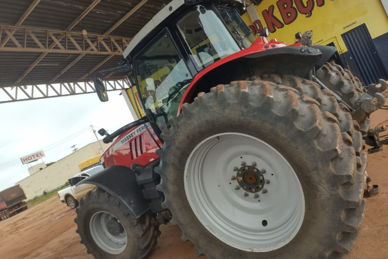 Massey Ferguson MF 7725 - 23/23 7