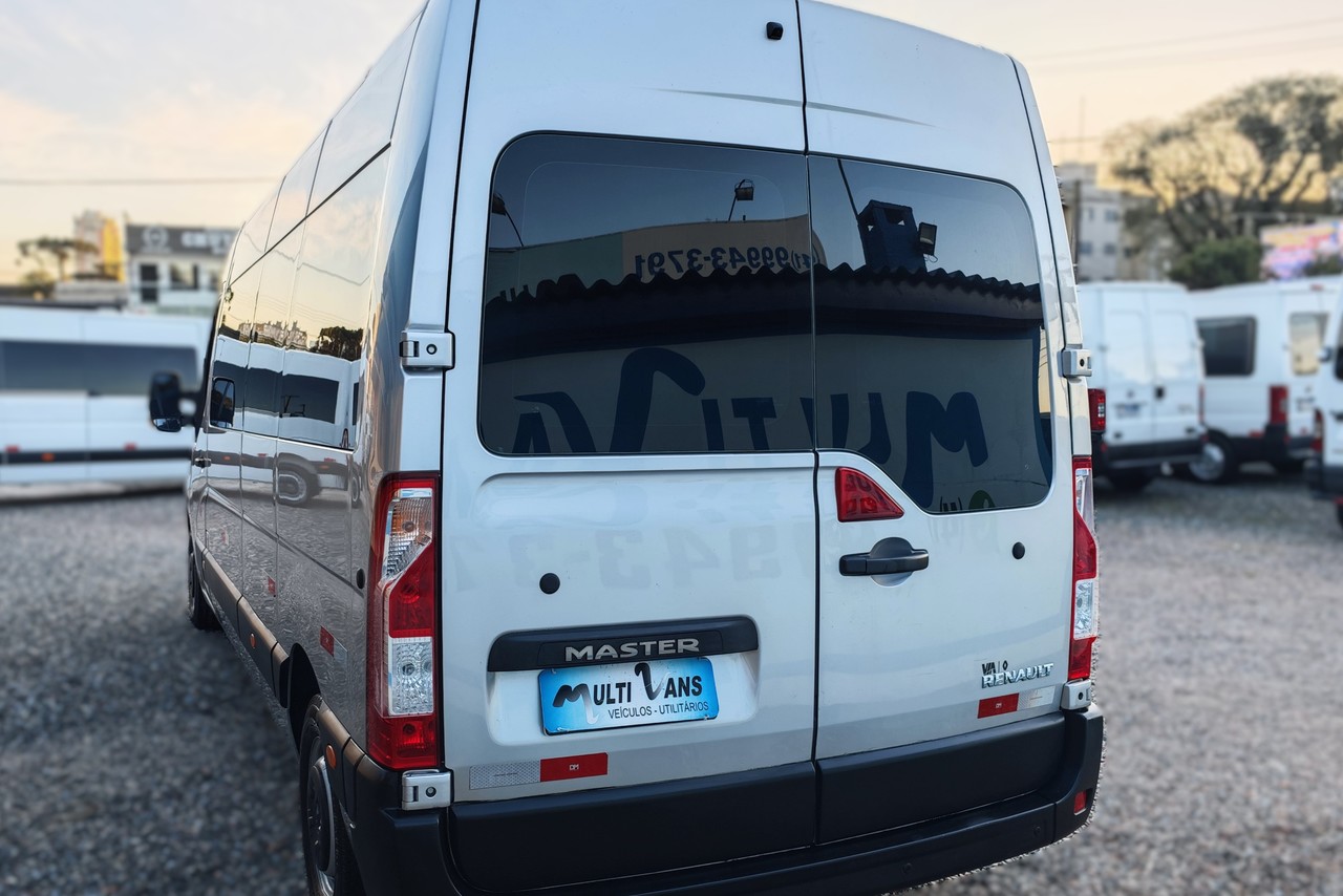 Renault Master Executive - 19/20 11