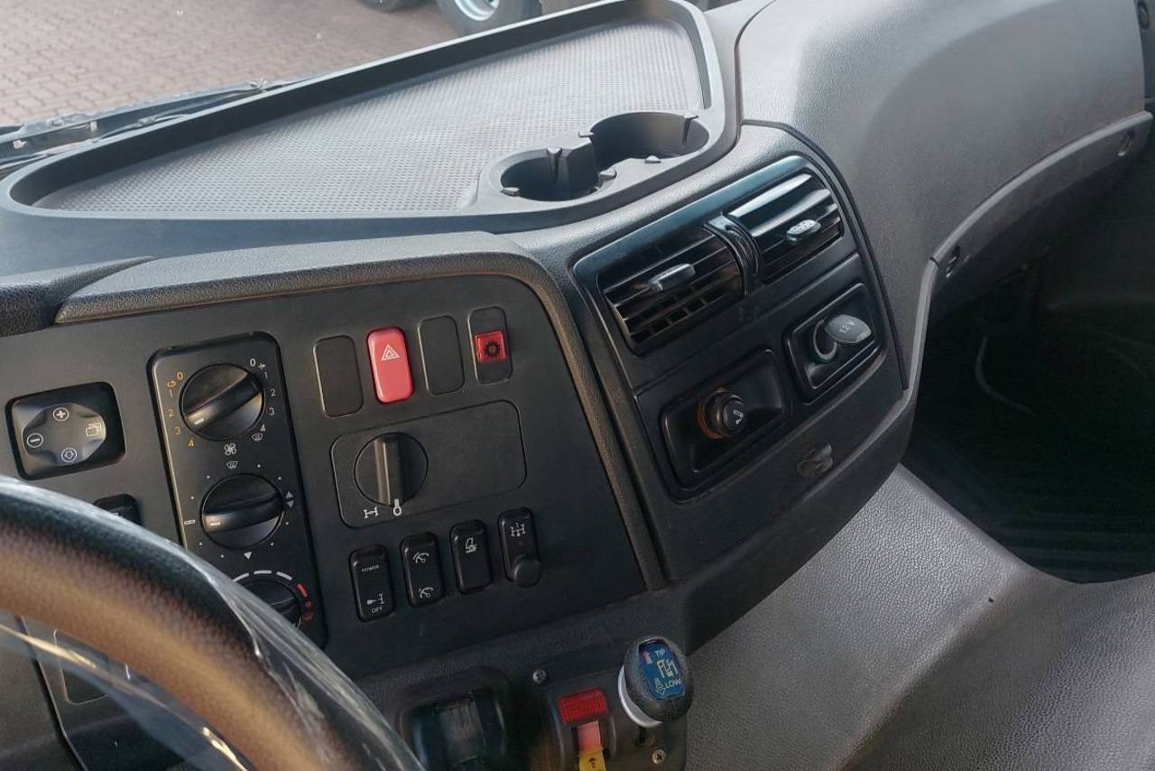 Mercedes Benz Atego 2730 - 21/22 7