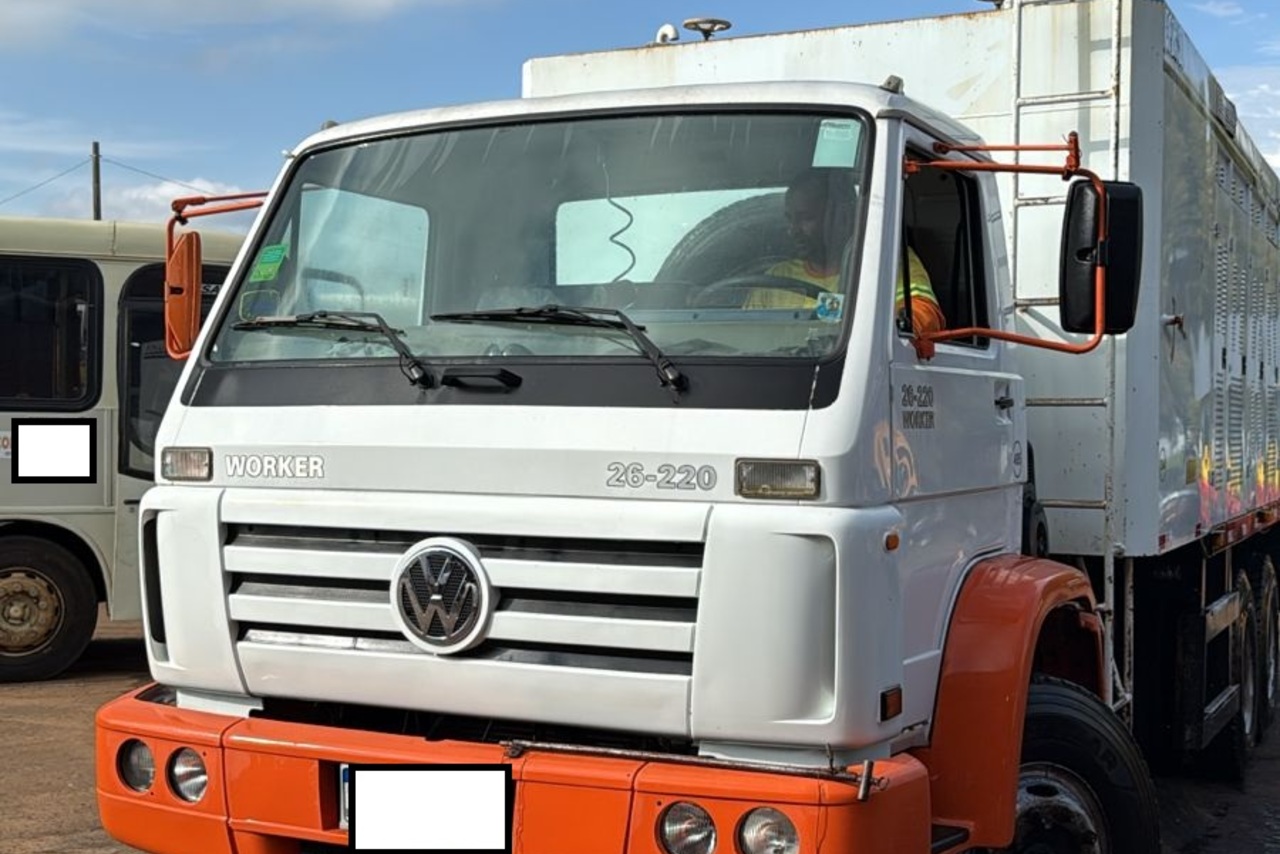 Volkswagen 26 220 - 10/11 2