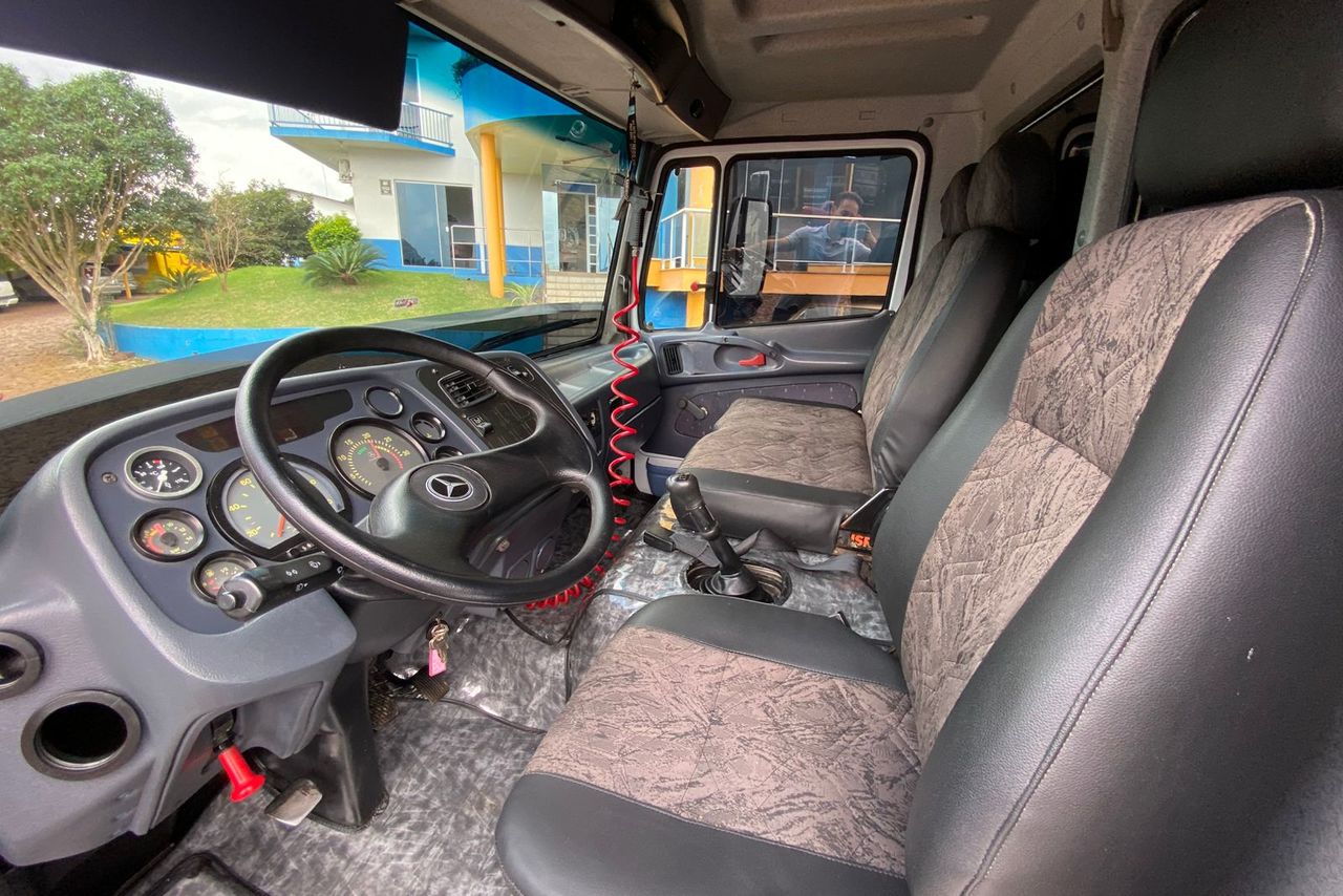 Mercedes Benz MB 1718 - 11/12 13