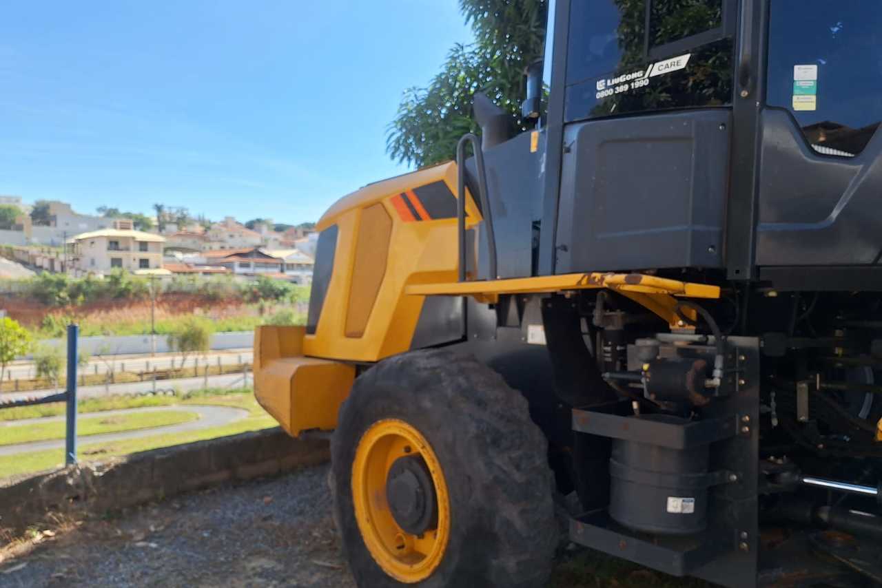 Liugong  835 - 23/23 2