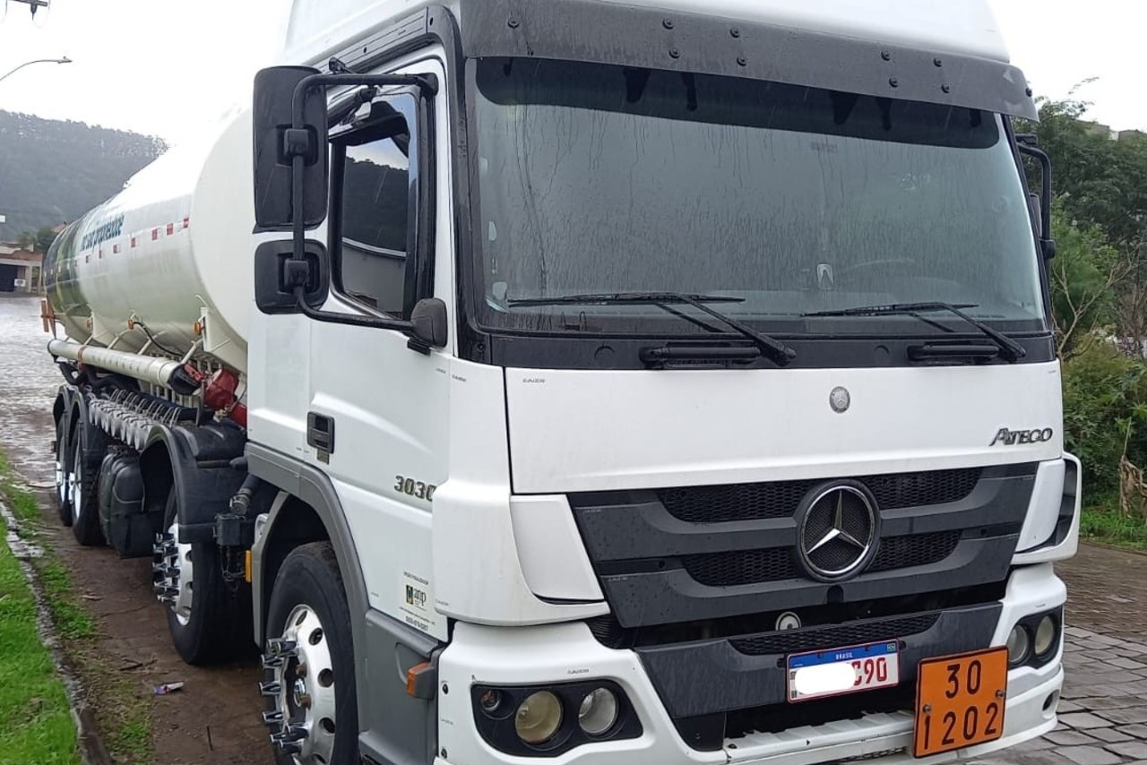 Mercedes Benz Atego 3030 - 20/20 7
