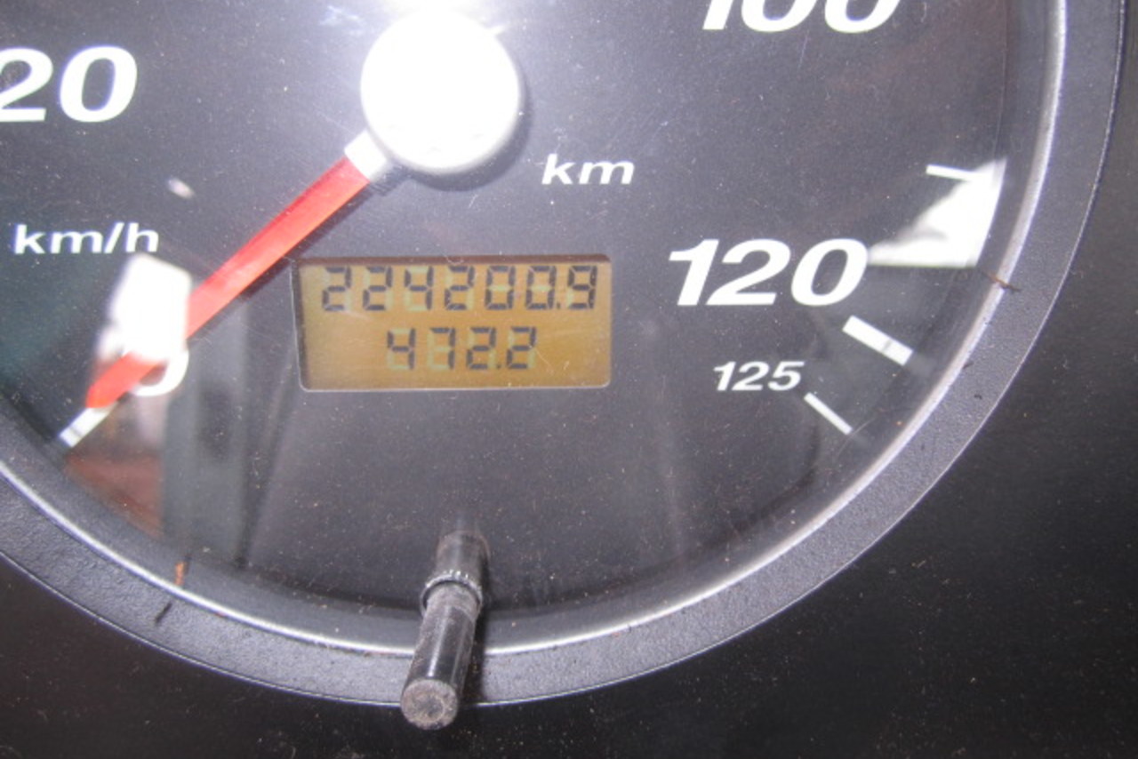 Volkswagen 26-260 - 07/08 11