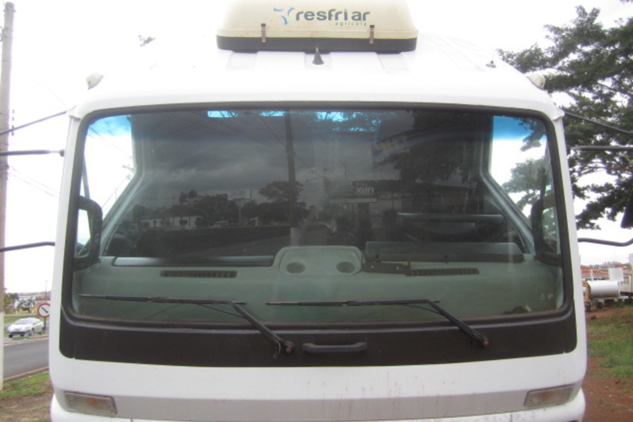 Volkswagen 26-260 - 07/08 15