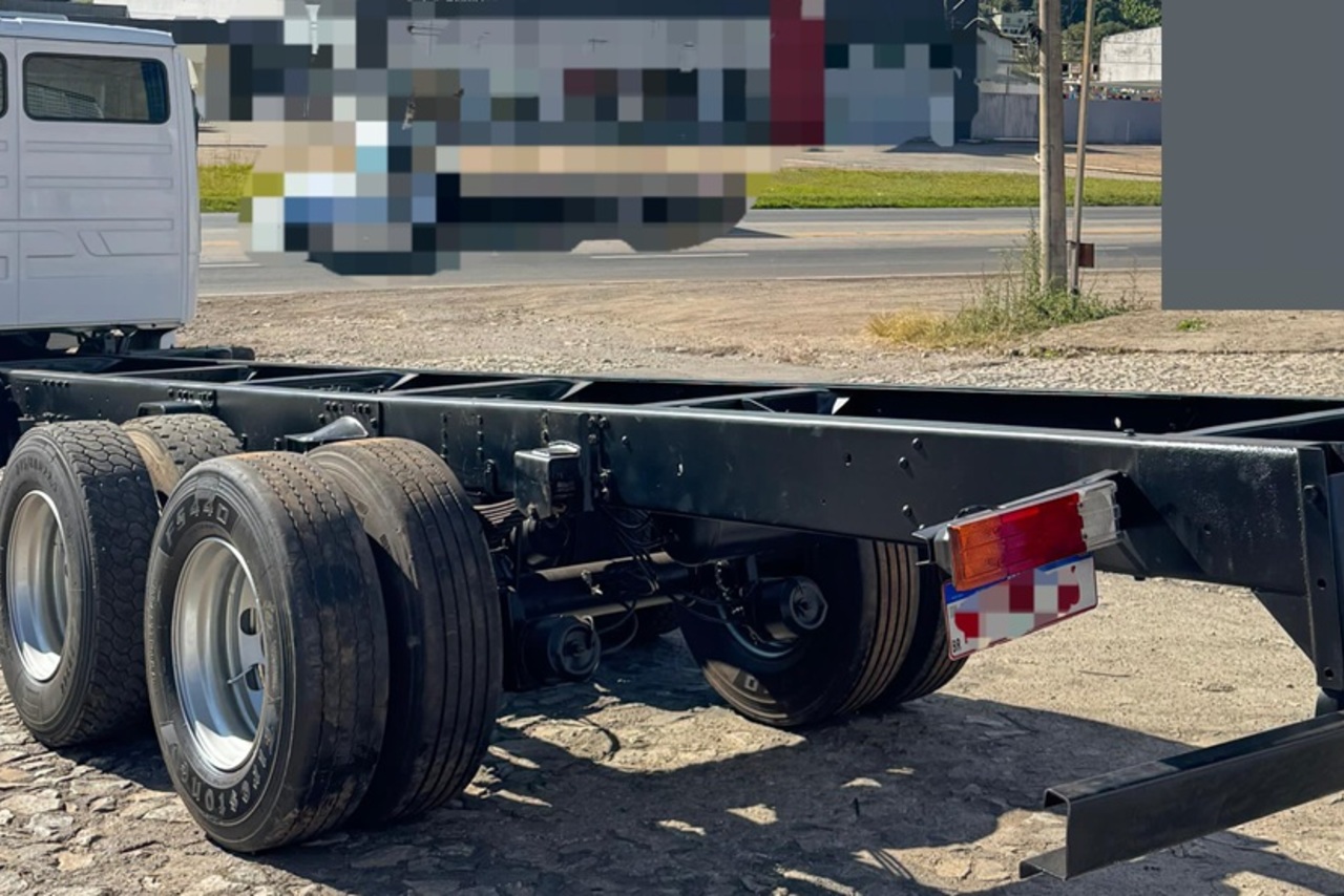 Mercedes Benz MB 1620 - 06/06 2