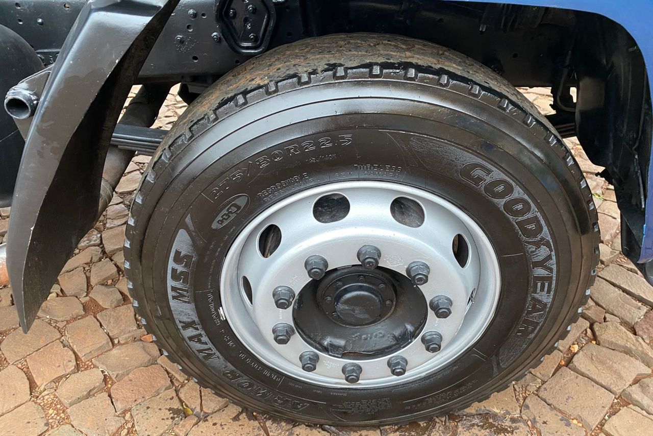 Mercedes Benz MB 1721 - 92/93 9