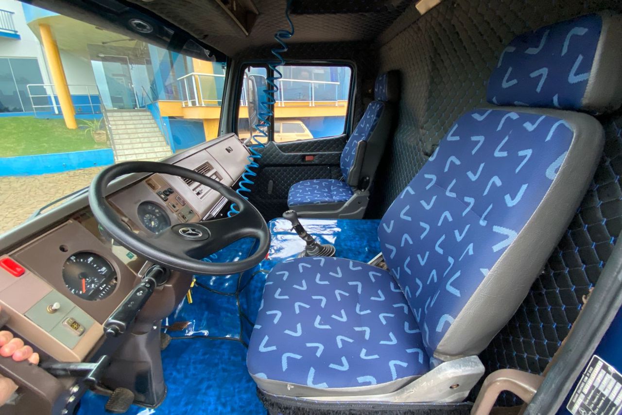 Mercedes Benz MB 1721 - 92/93 13