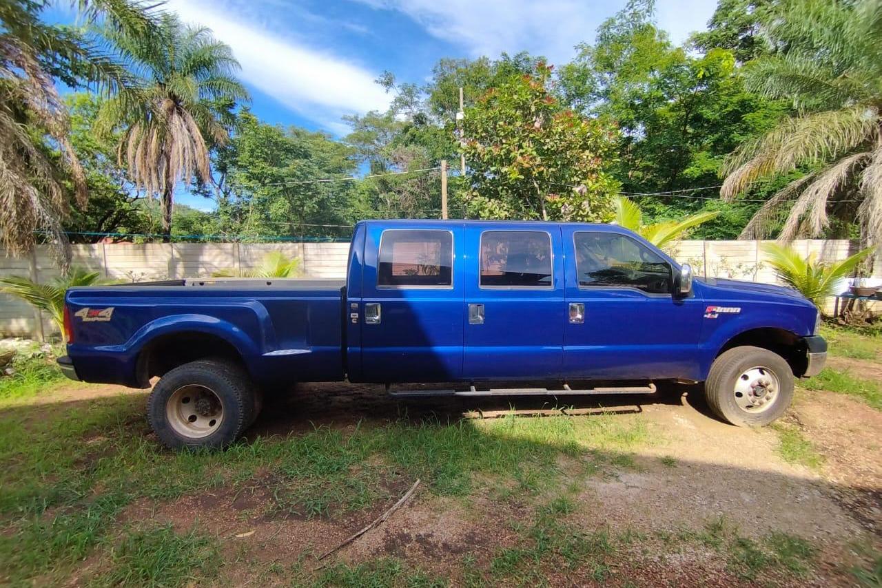 Ford F4000 - 97/97 6
