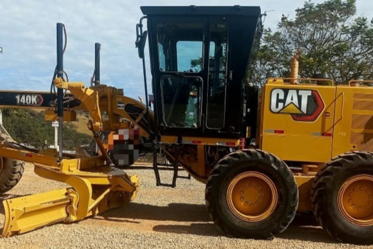 Caterpillar 140K - 21/21 5