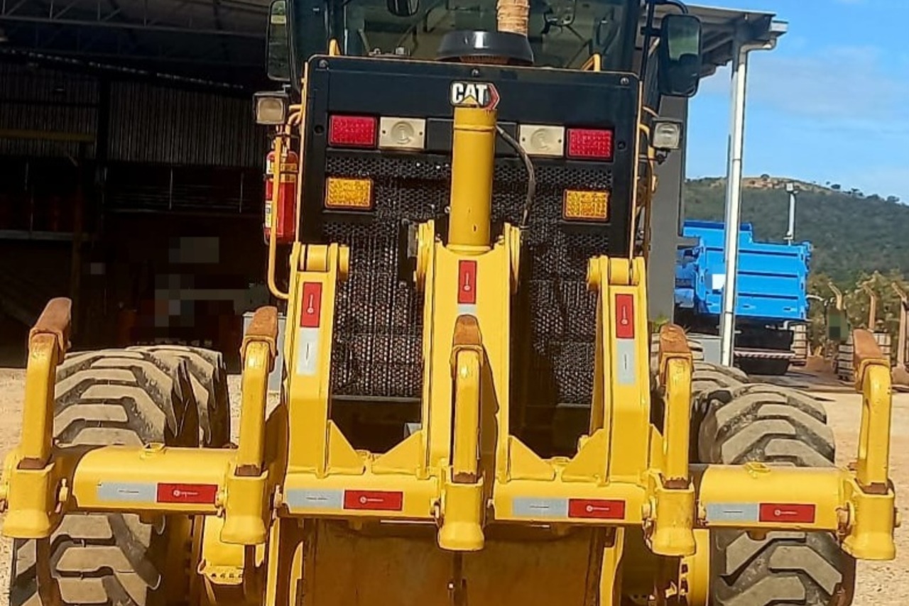 Caterpillar 140K - 21/21 9