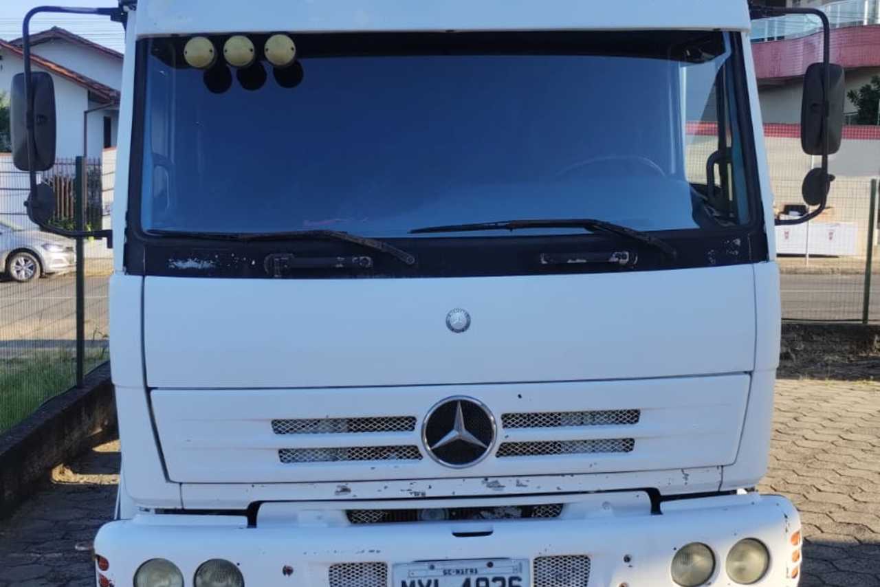 Mercedes Benz MB 712 - 99/99 4
