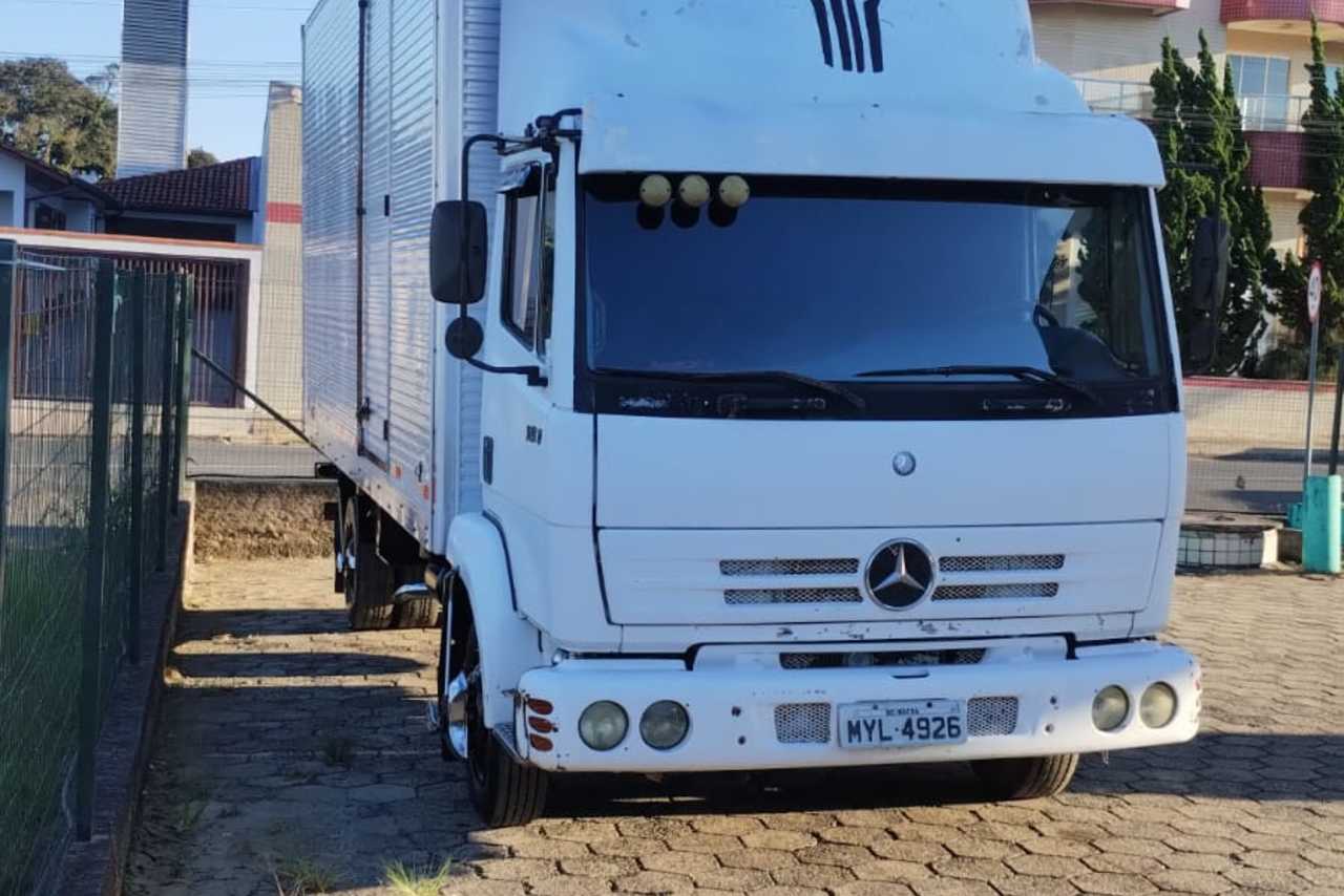 Mercedes Benz MB 712 - 99/99 9