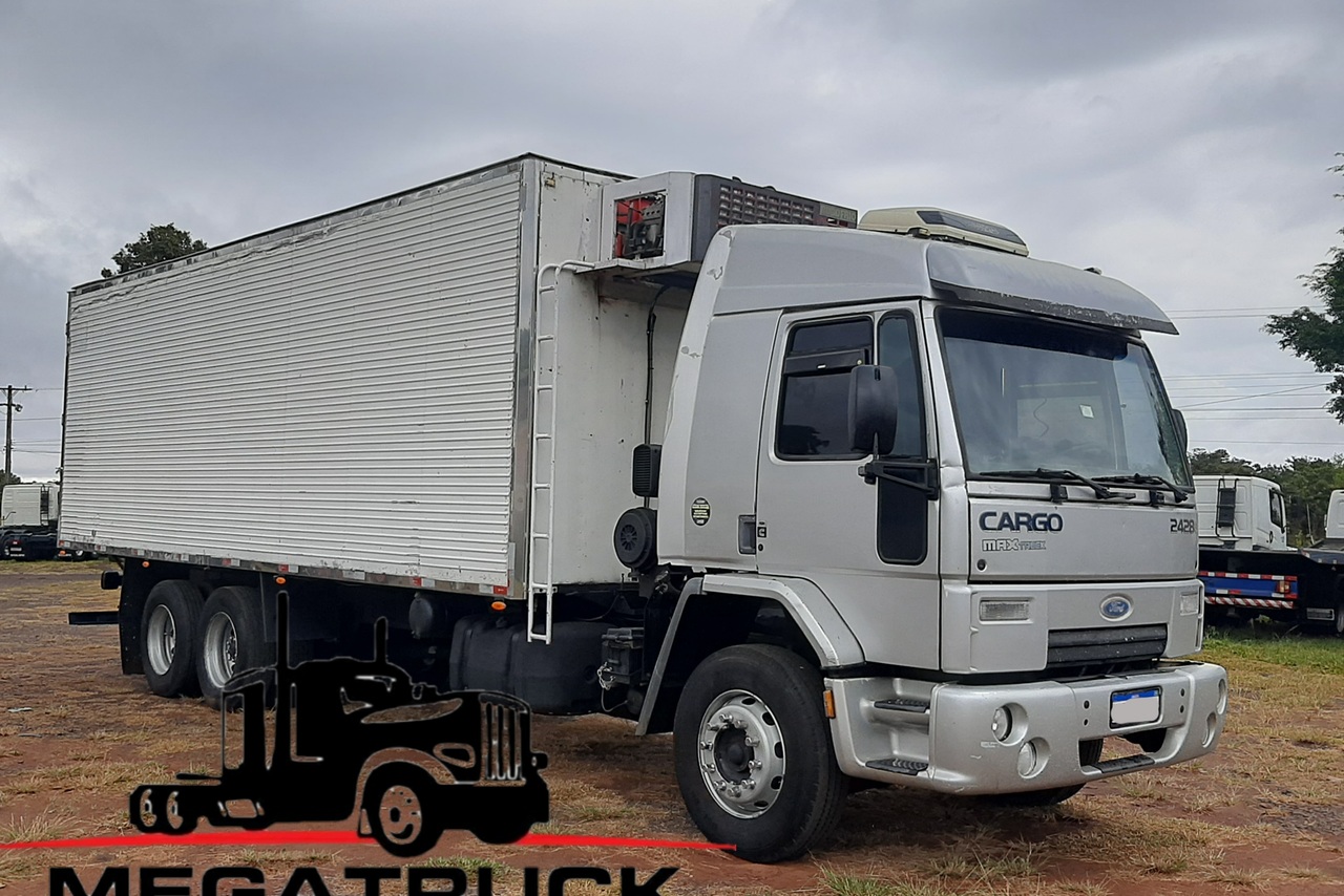 Ford Cargo2428 - 10/10 2