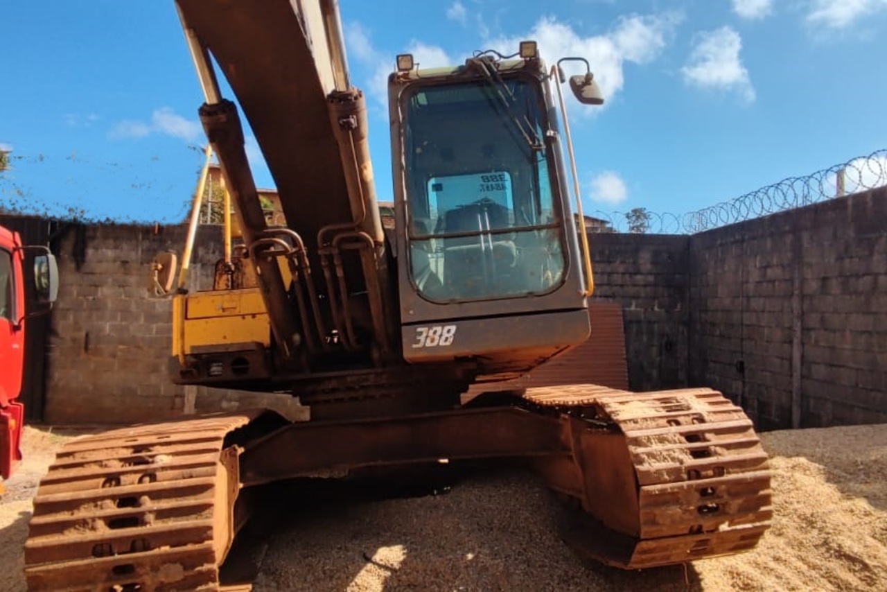Volvo EC200d - 24/24 5