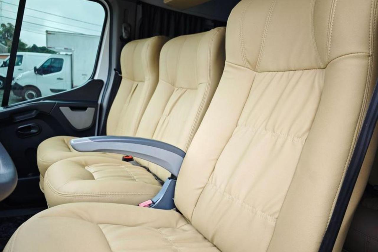 Renault Master Executive - 16/17 3