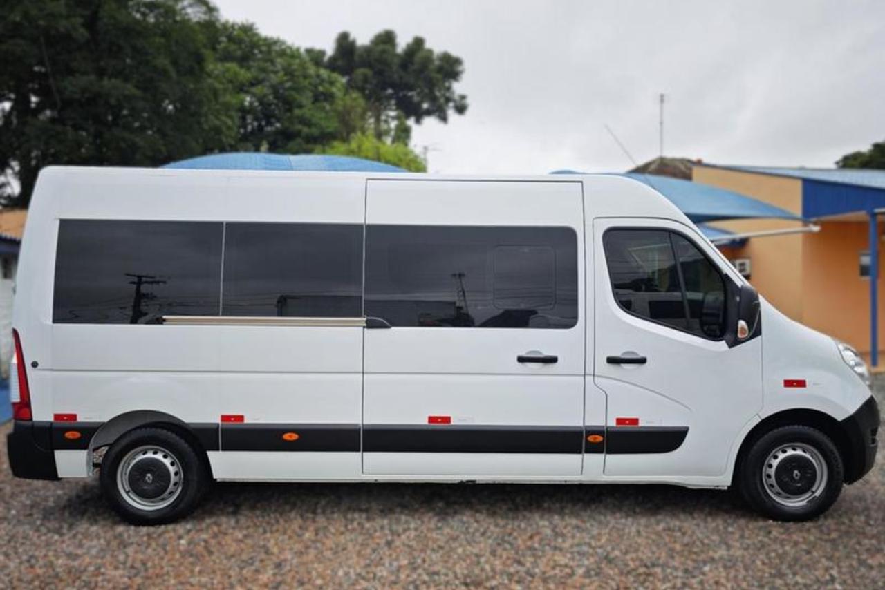 Renault Master Executive - 16/17 16
