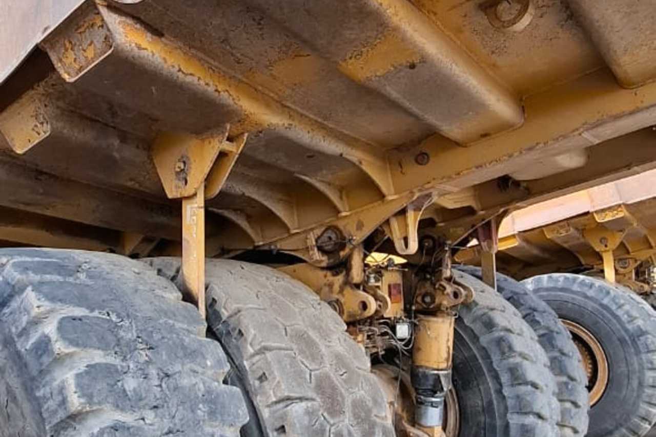 Caterpillar 775G - 12/12 8