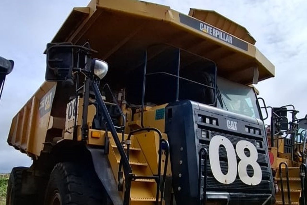 Caterpillar 775G - 12/12 12