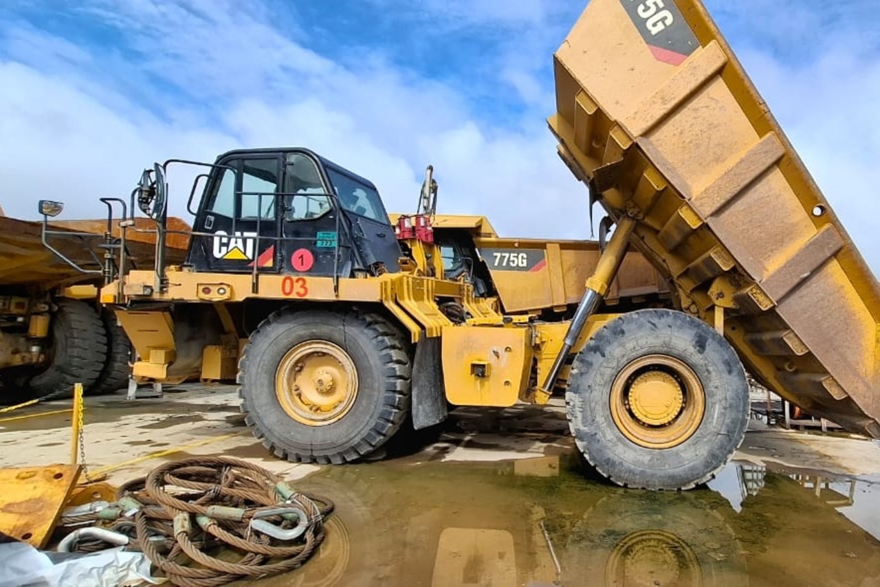 Caterpillar 775G - 12/12 13