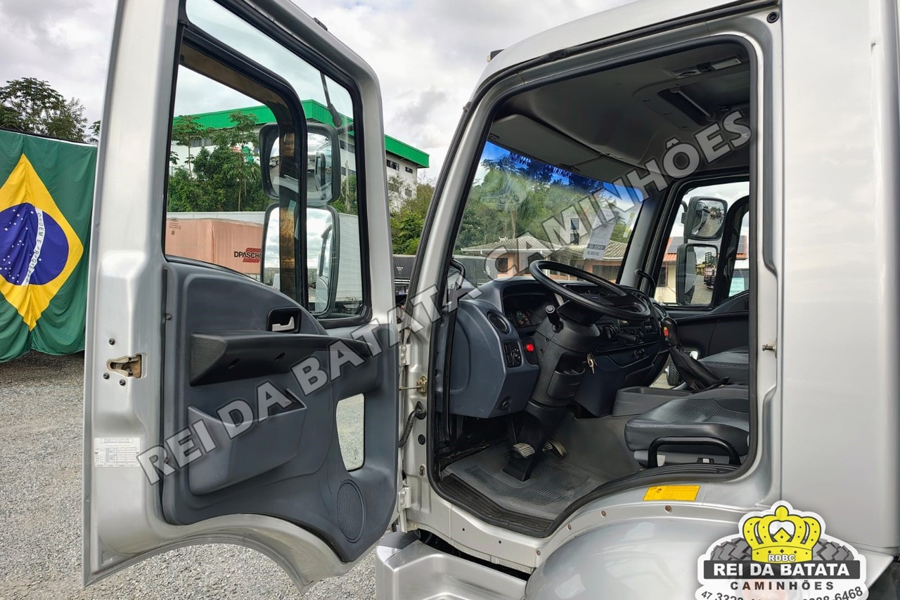 Ford Cargo1319 - 13/13 4