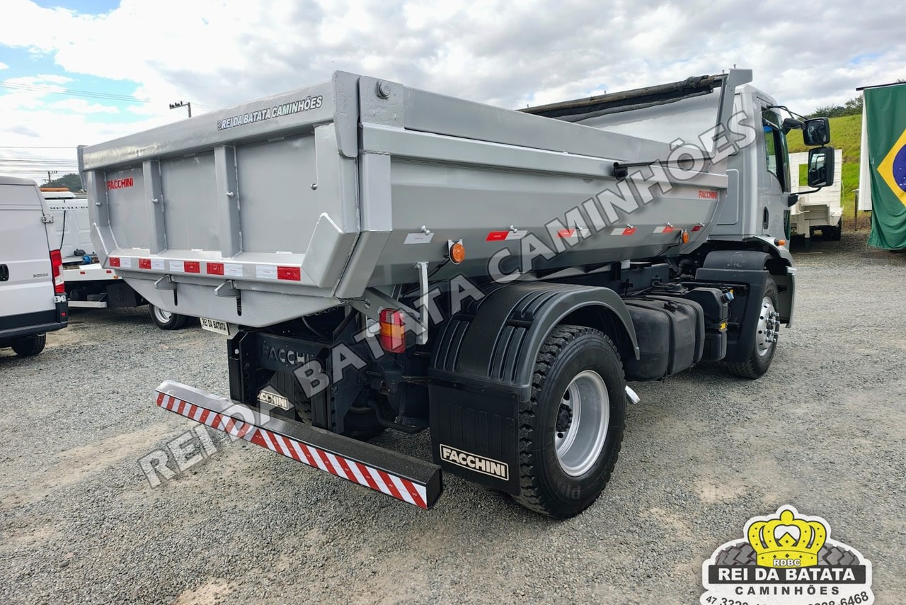 Ford Cargo1319 - 13/13 5