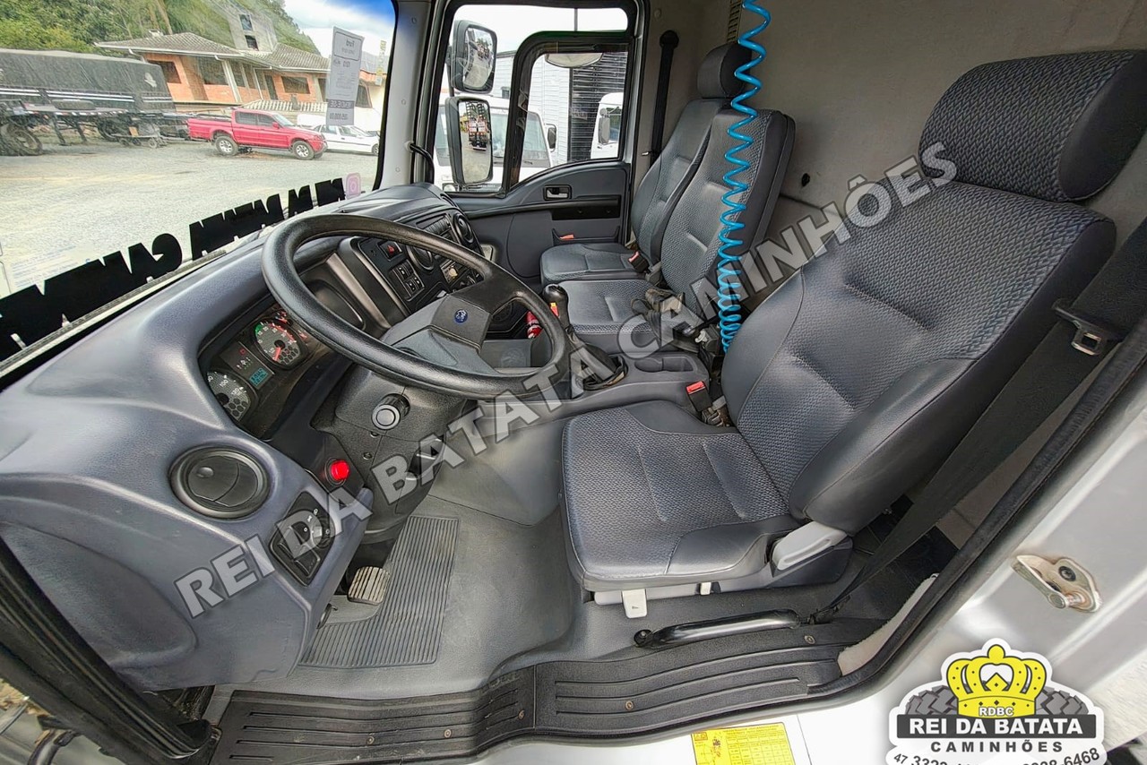 Ford Cargo1319 - 13/13 7