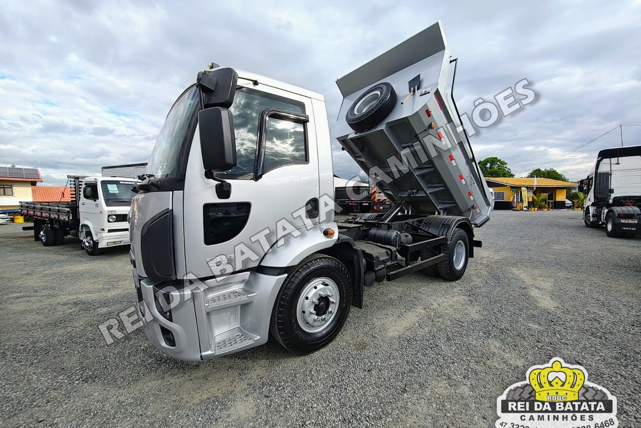 Ford Cargo1319 - 13/13 16