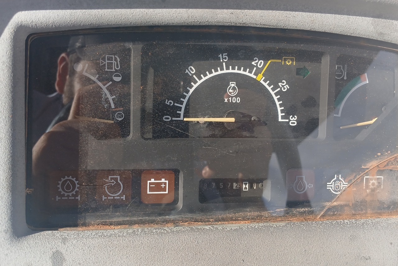 John Deere 6300 - 04/04 5