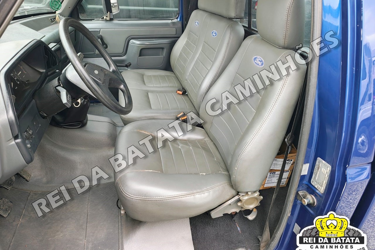Ford F11000 - 97/97 8