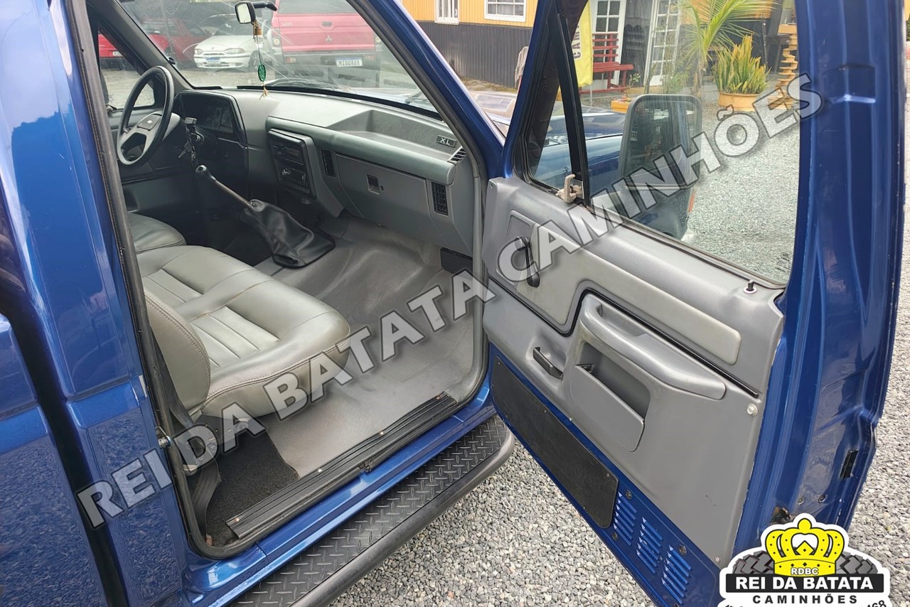 Ford F11000 - 97/97 13
