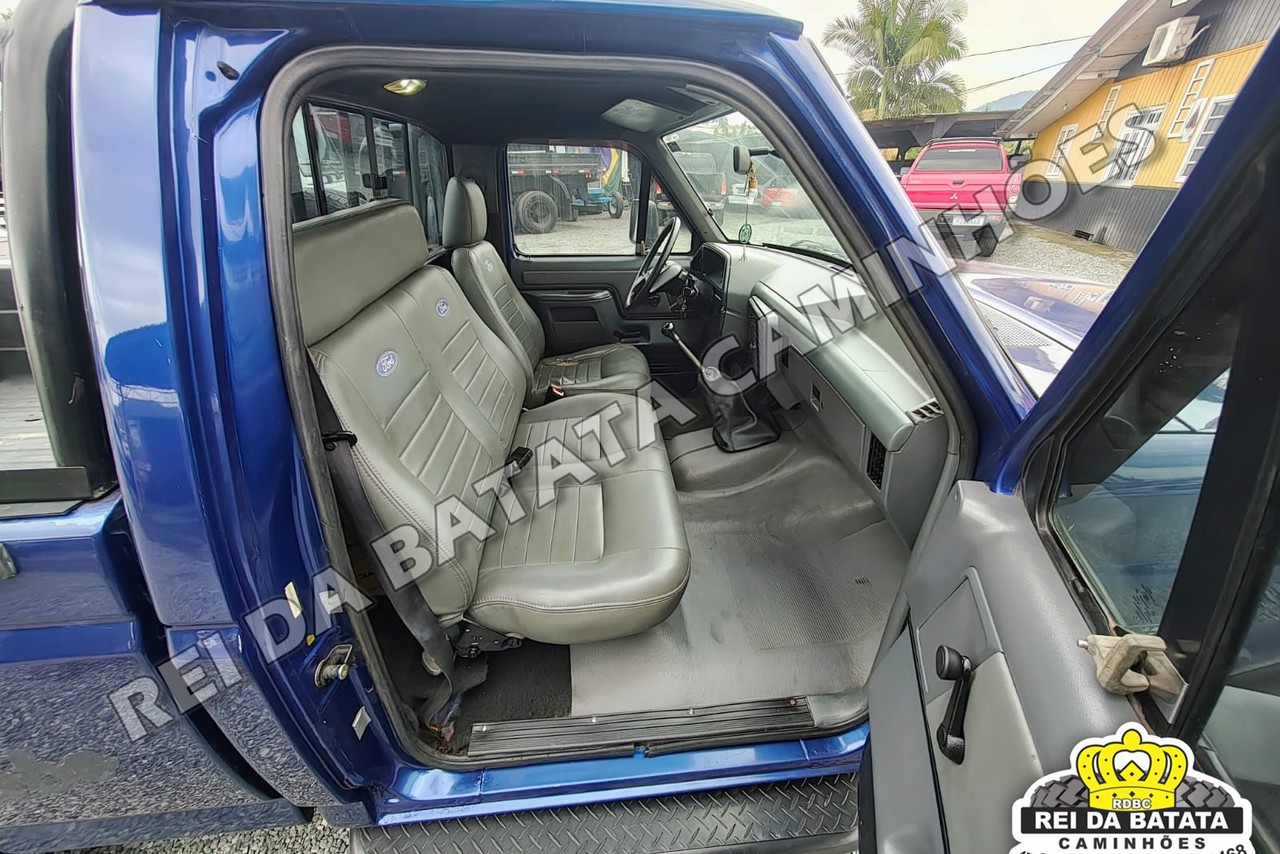Ford F11000 - 97/97 14