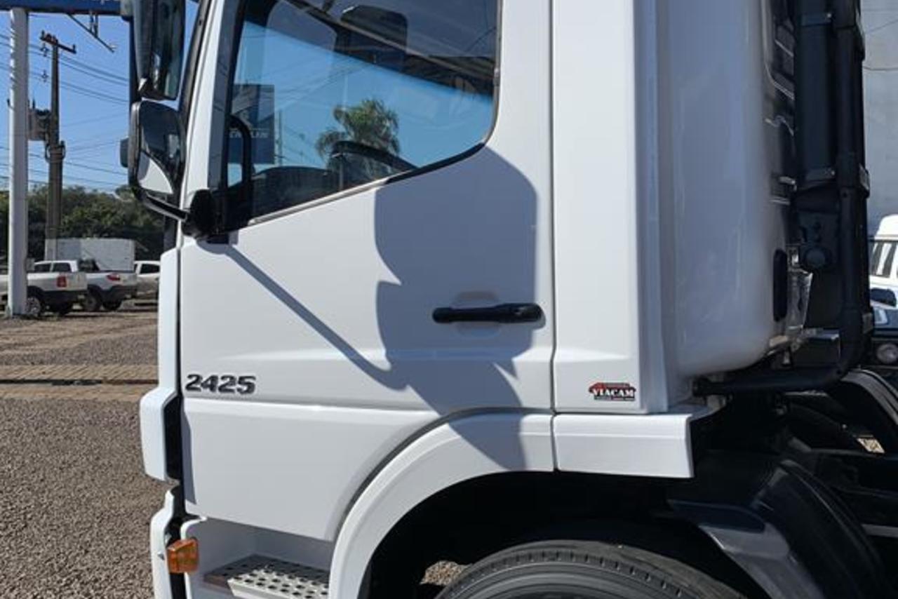 Mercedes Benz Atego 2425 - 11/12 2