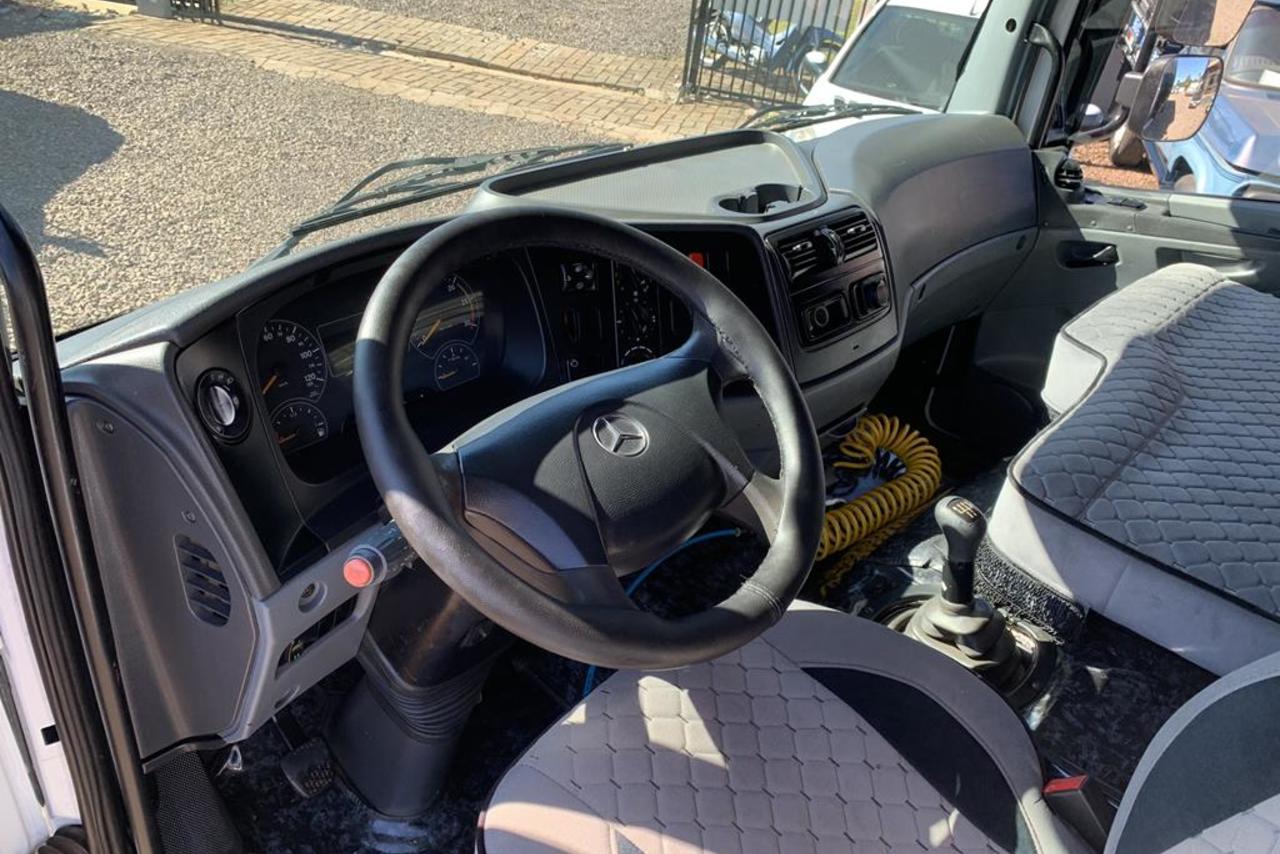 Mercedes Benz Atego 2425 - 11/12 11