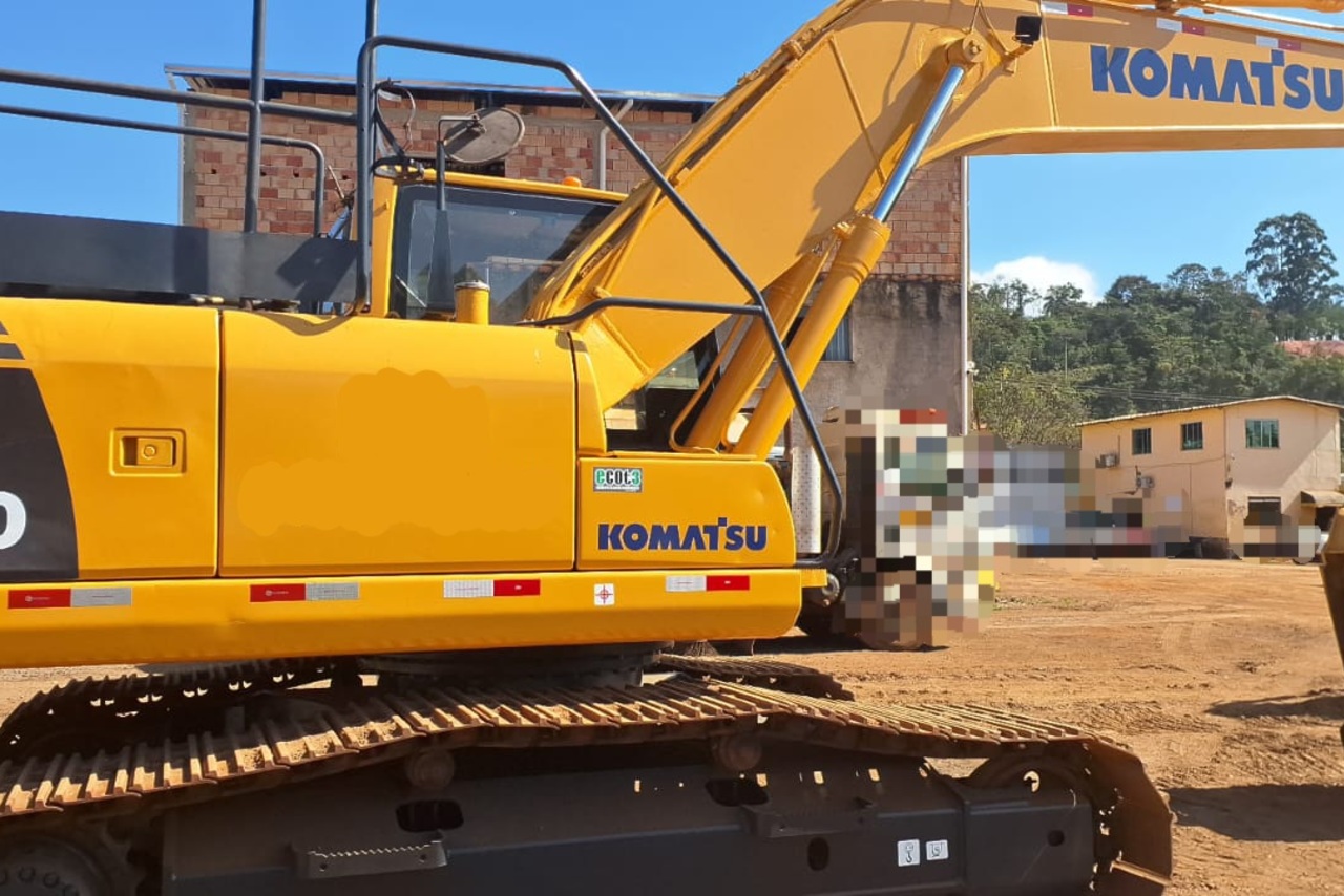 Komatsu PC200 - 19/19 13