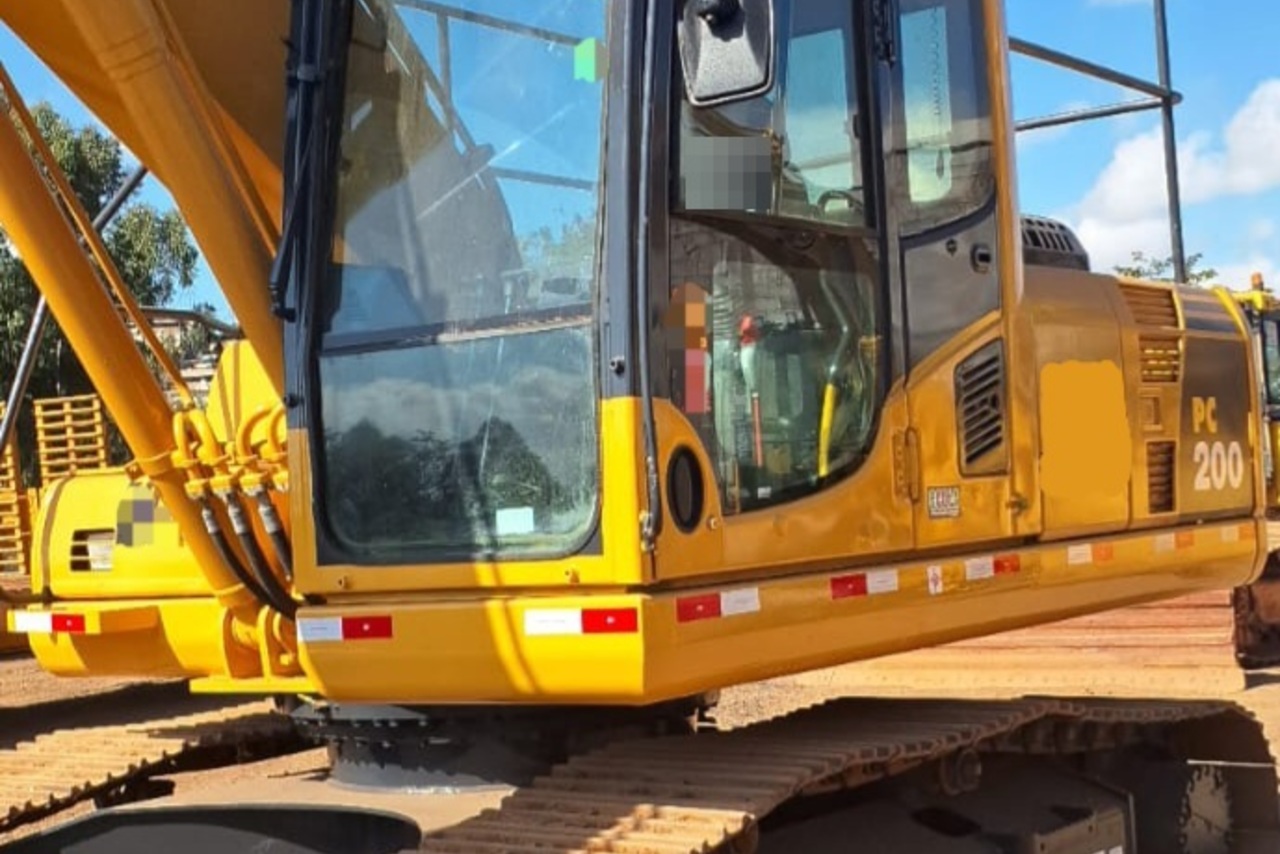 Komatsu PC200 - 19/19 14