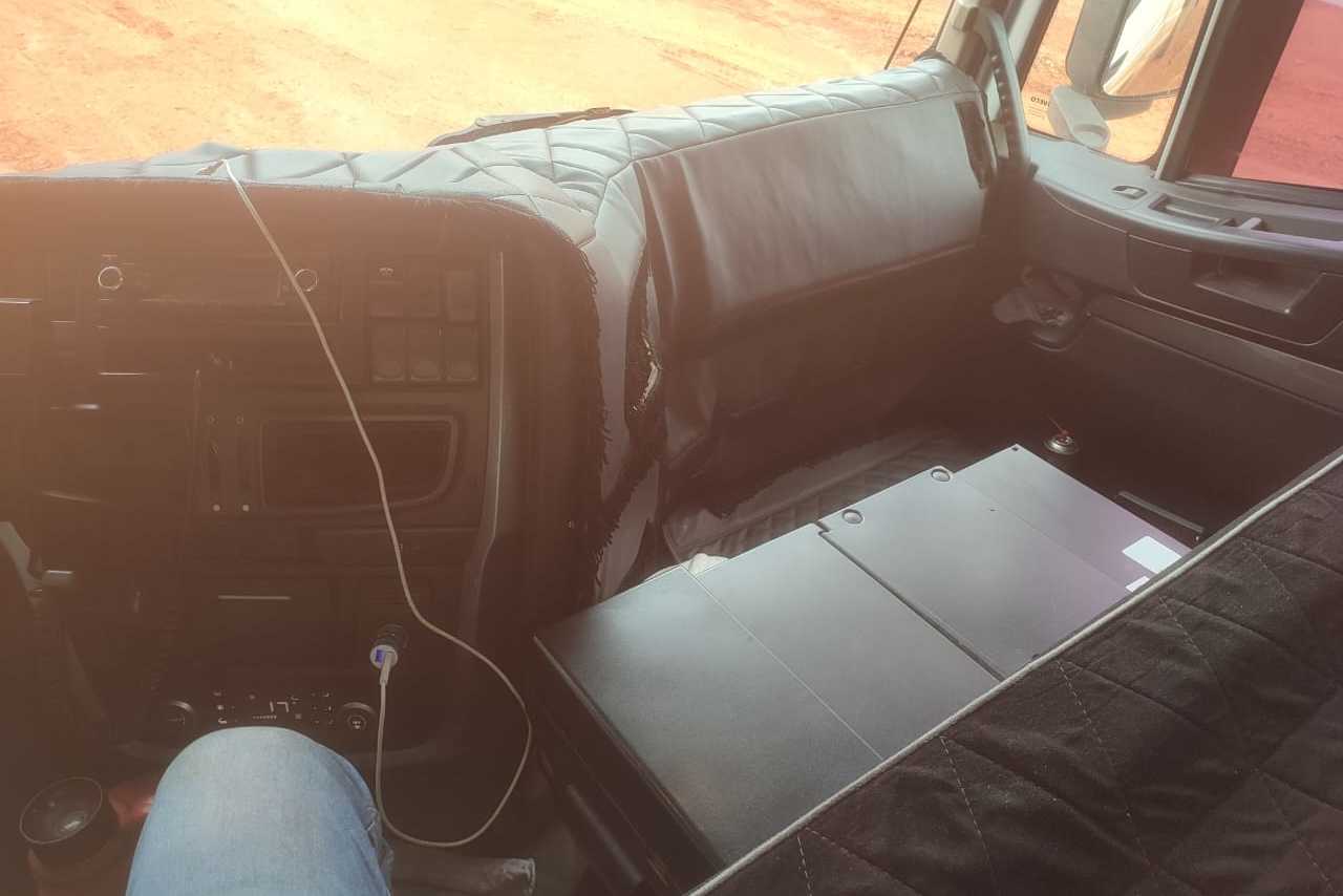 Iveco 480 Hiway - 16/17 15