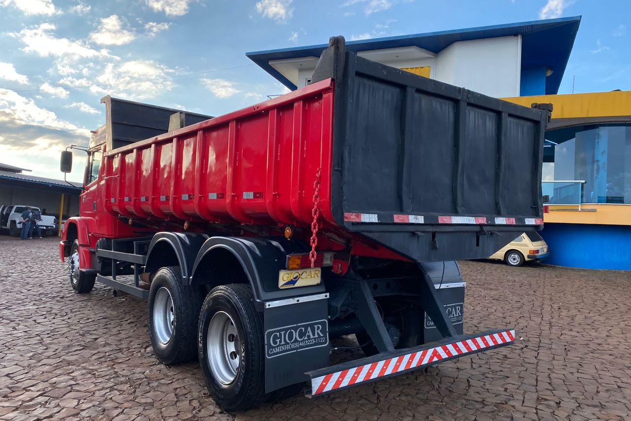 Mercedes Benz MB 1620 - 04/05 4
