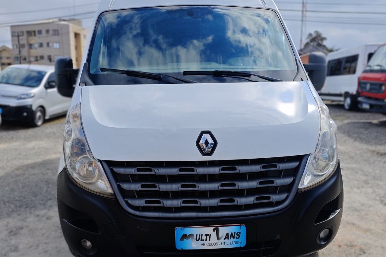 Renault Master Minibus - 14/15 12