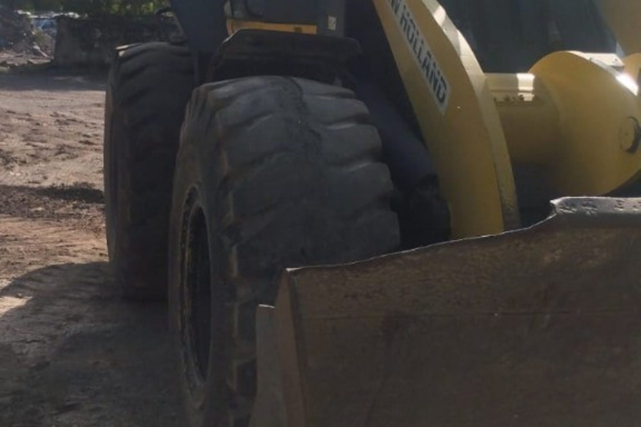 New Holland W130 - 15/15 7